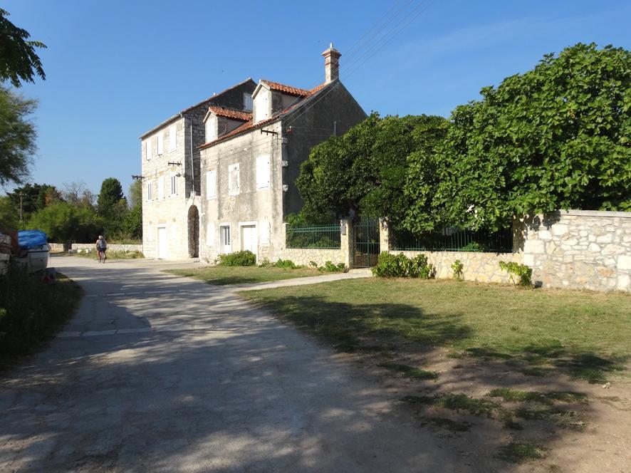 Villa D House Authentic Zlarin House, Relaxing Courtyard And Terrace Exterior foto